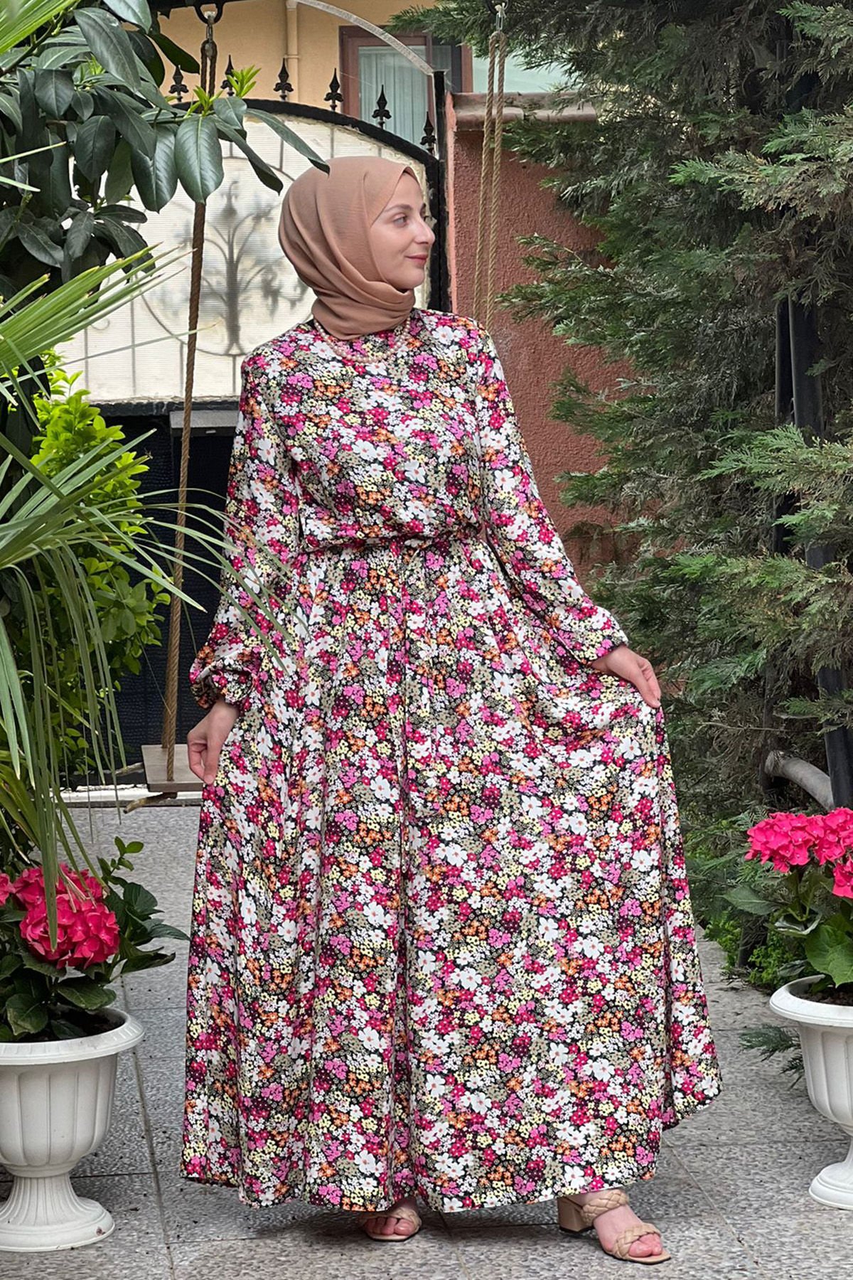 Pudra Çiçekli Elbise